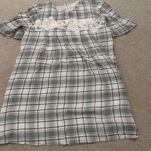 Tunic. Can wear as skirt.